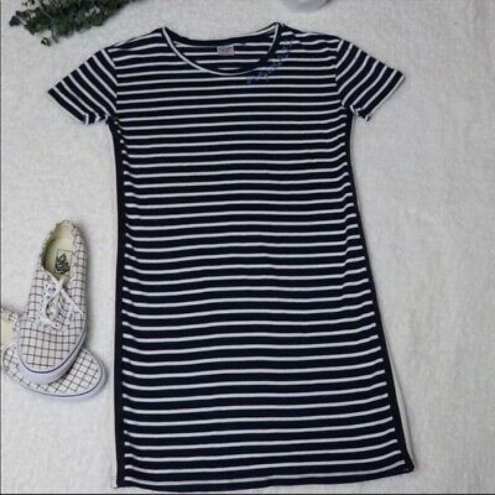 Junk Food Party in the USA Striped T-Shirt Dress - Picture 2 of 4